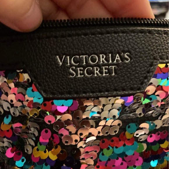 VICTORIA SECRET BLACK & BLING WRISTLET MAKE MU BAG - Picture 1 of 4
